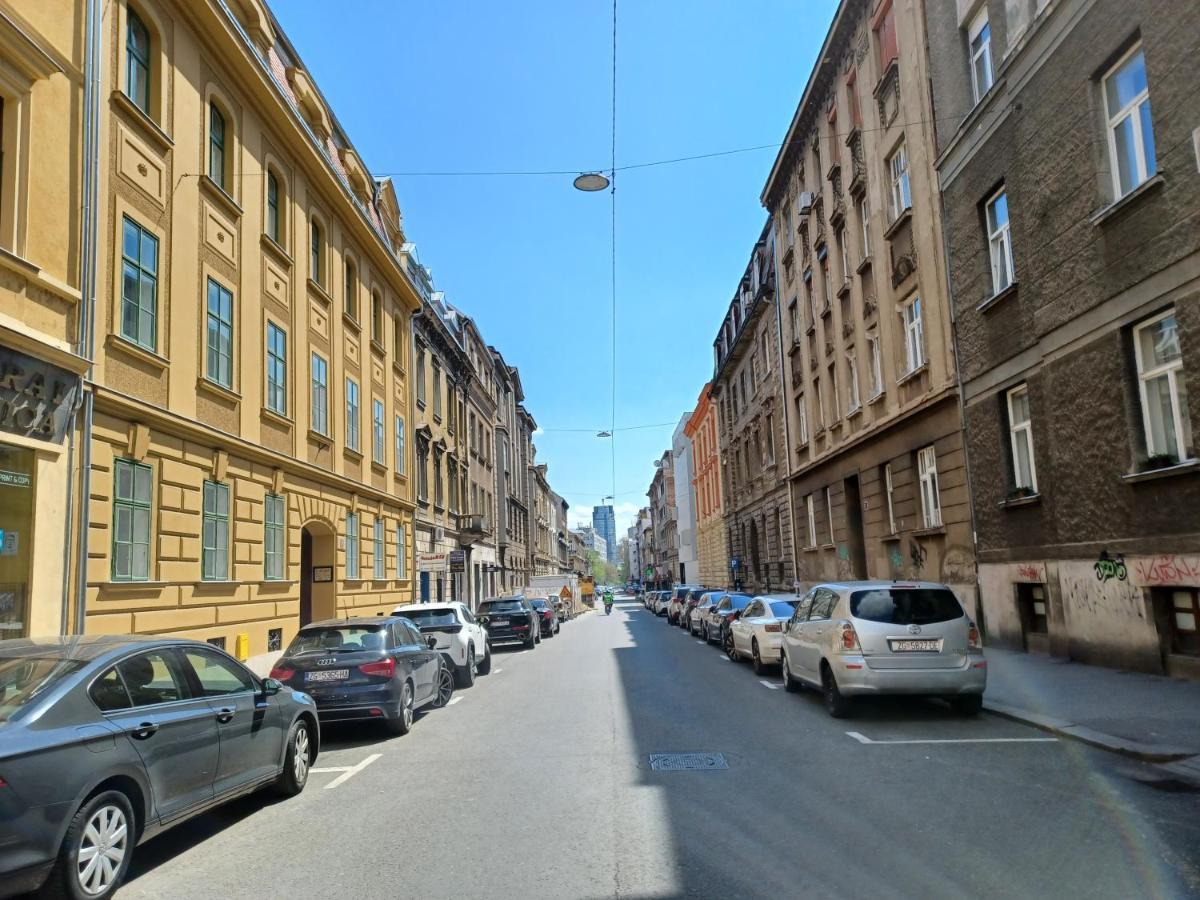 Apartment Calliope Загреб Екстериор снимка